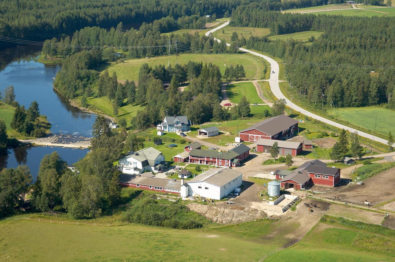 Maalaiskartano Pihkala Hotel Kestila Exterior photo